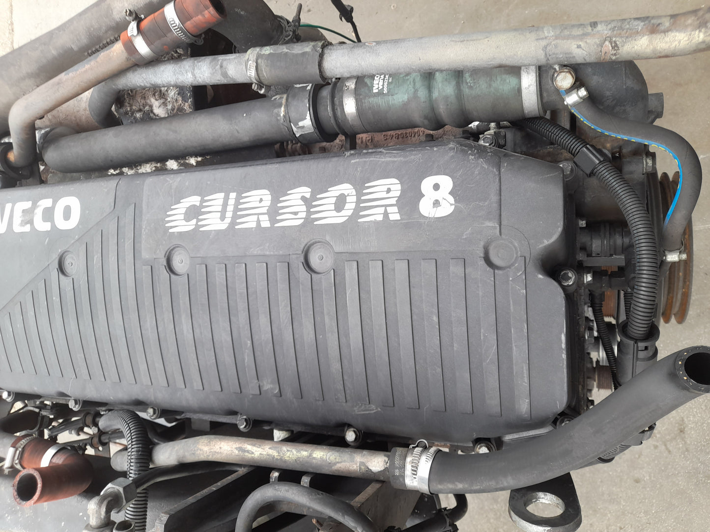 IVECO CURSOR 8