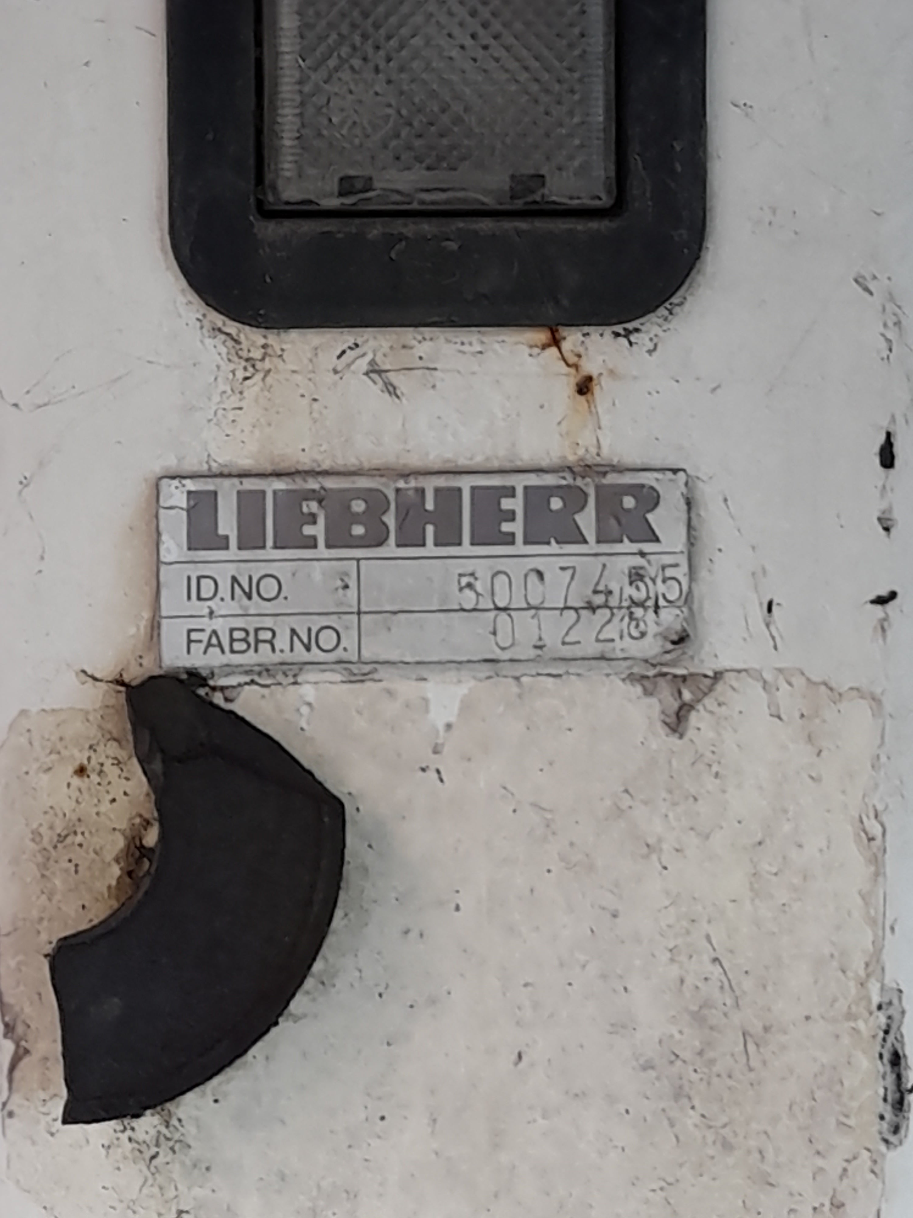 Liebherr 5007455