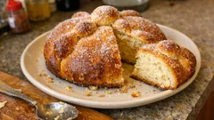 Pan de muerto soffice e profumato all’arancia: la ricetta passo passo