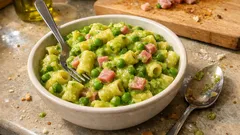 Pasta piselli e prosciutto cremosa: il trucco dei piselli frullati (pronta in poco tempo)