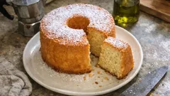 Chiffon cake all’arancia alta e soffice: la ricetta che resta morbida per giorni