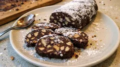 Salame di cioccolato senza cottura: pronto in pochi minuti, poi in frigo e via