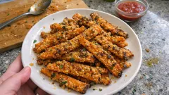 Patate dolci in friggitrice ad aria: bastoncini croccanti fuori e morbidi dentro