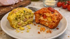 Muffin salati alla ricotta: un unico impasto, due gusti (curcuma e pomodoro)