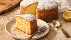 Torta soffice allo yogurt e limone: alta, leggera e senza burro